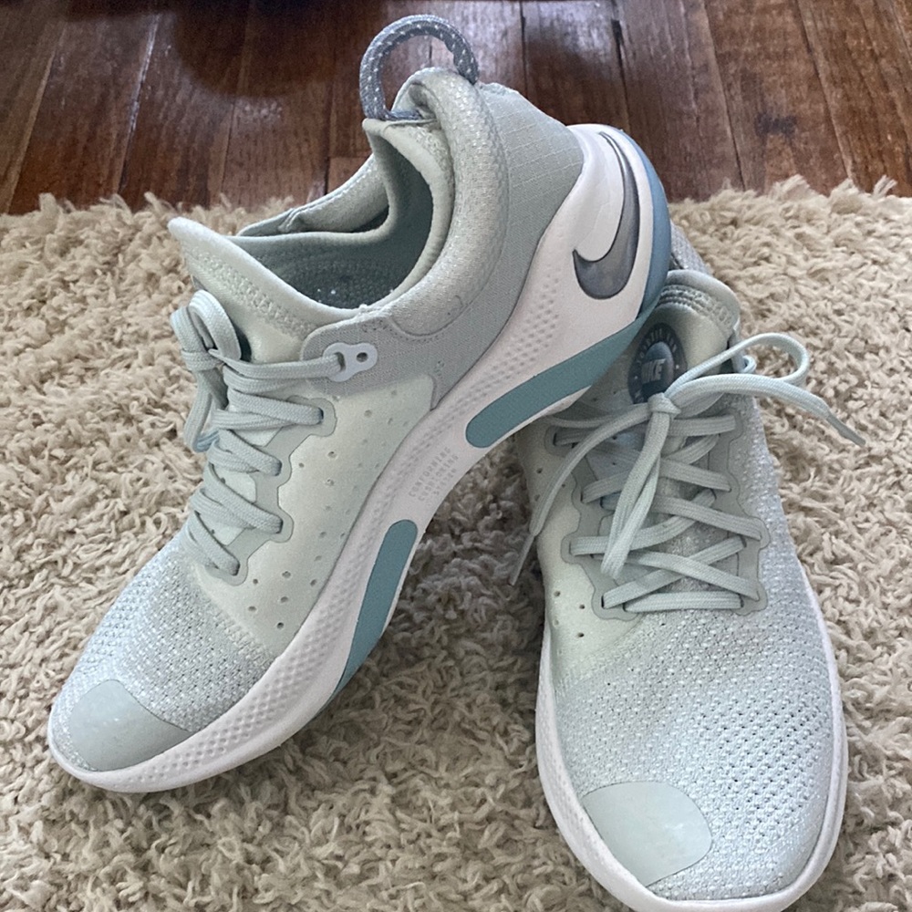 Nike Joyride Run sneakers